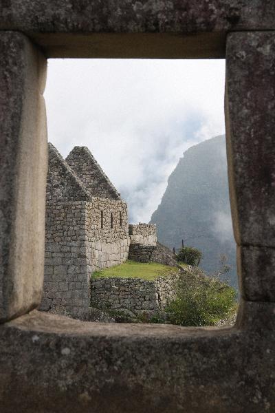 Peru, Machu Picchu peek through view