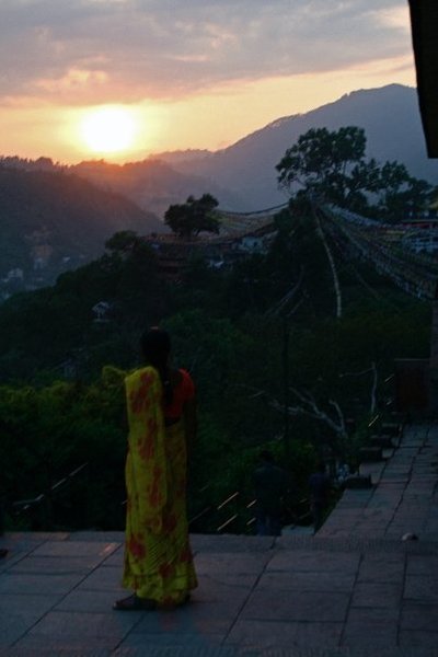 Nepal lady at sunset- Jessika Pilkes